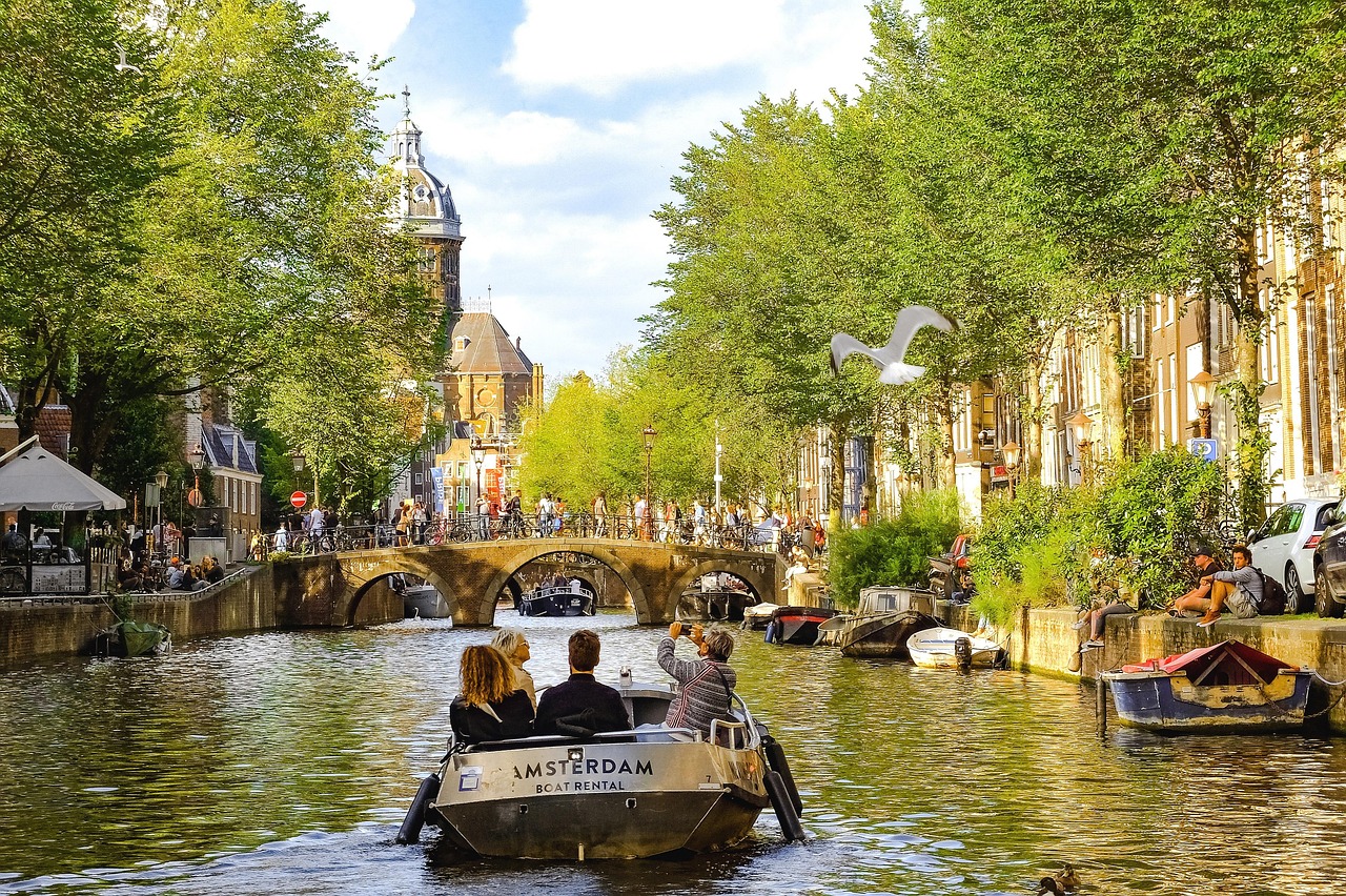 Amsterdam canal boat tour